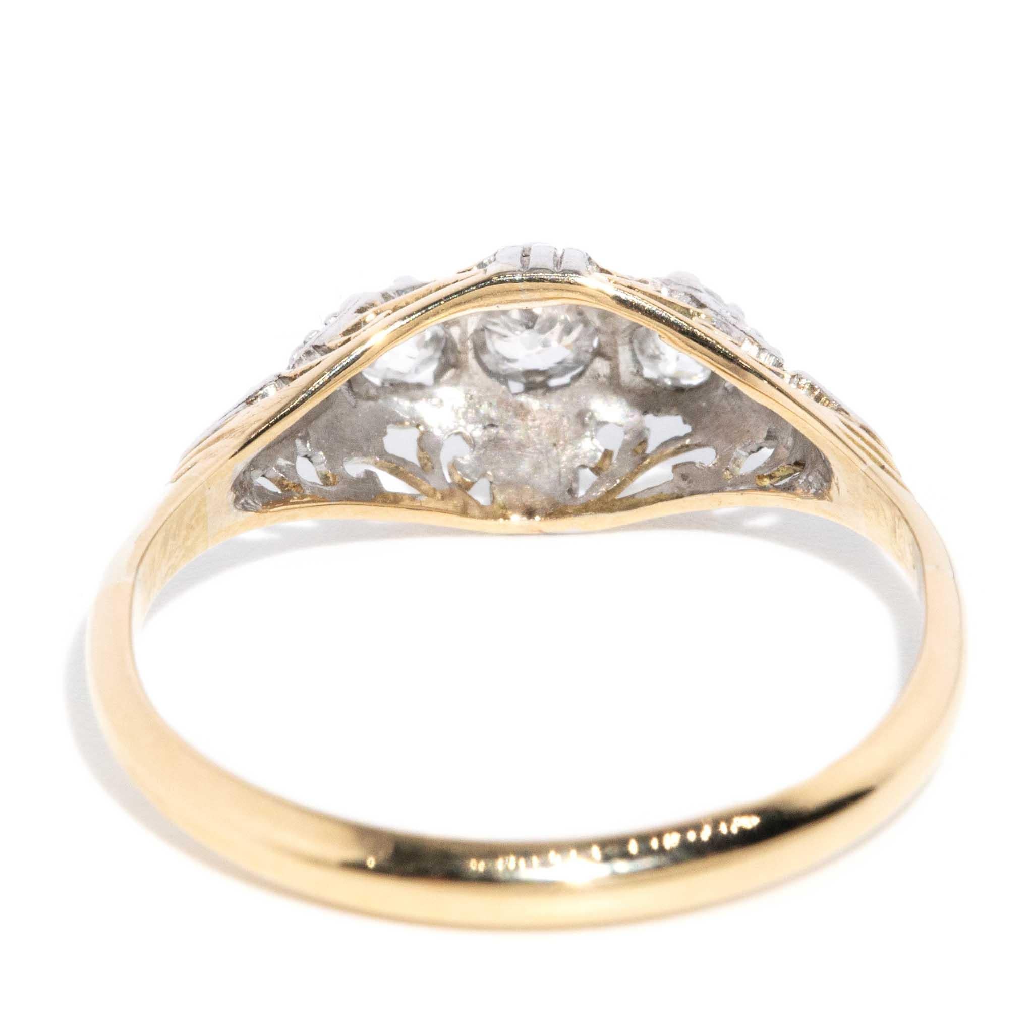 Vintage Circa 1950s Three Stone Diamond Ring 18 Carat Yellow & White Gold For Sale 2