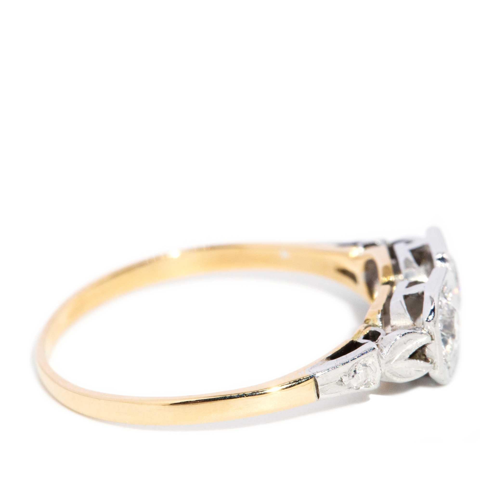 Vintage Circa 1950s Transition Cut Diamond Ring 18 Carat Yellow Gold In Good Condition For Sale In Hamilton, AU