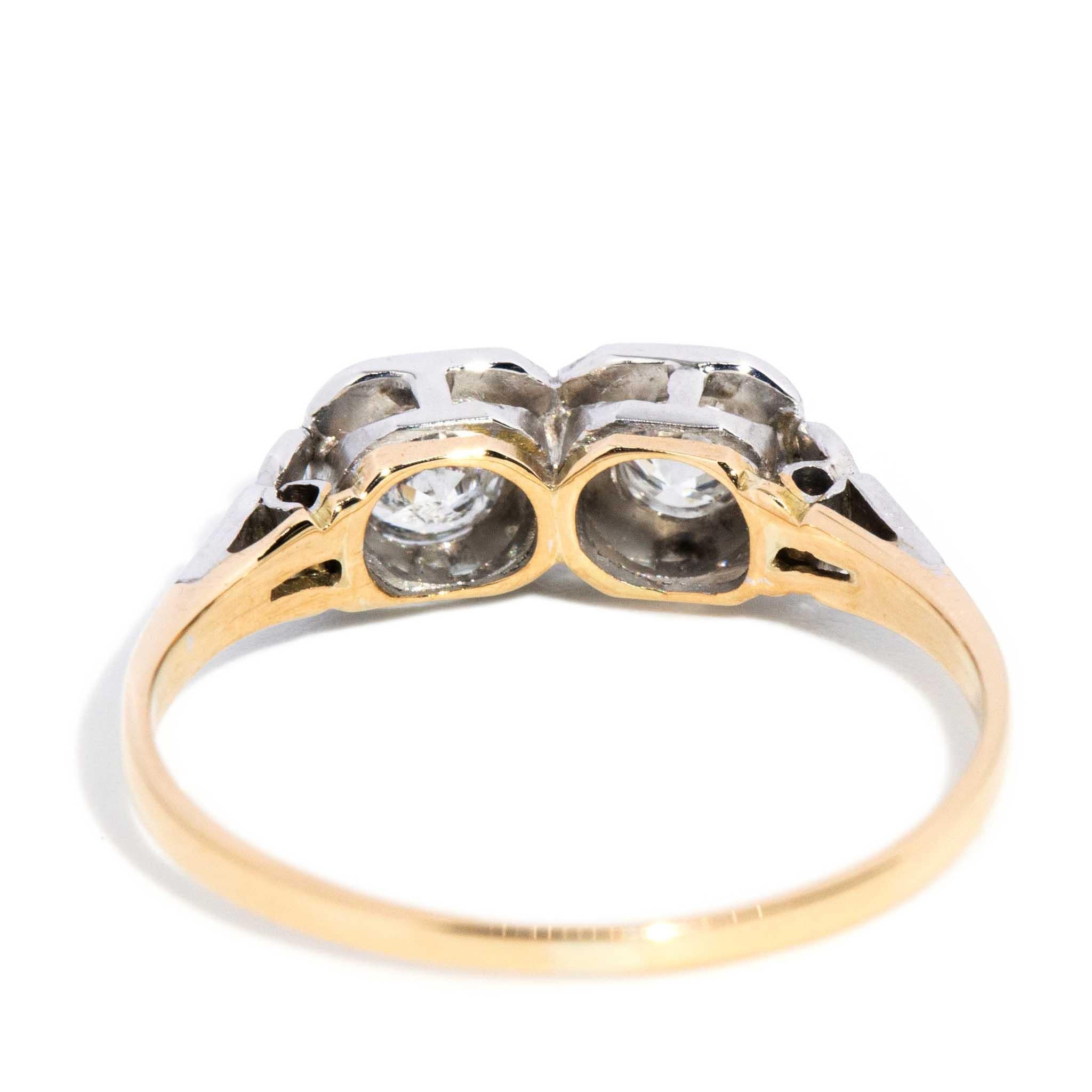 Vintage Circa 1950s Transition Cut Diamond Ring 18 Carat Yellow Gold For Sale 1