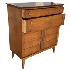 Vintage Circa 1960 Mid-Century Modern Bassett "Mayan" Chest of Drawers.