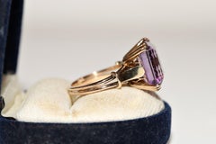 Vintage Circa 1960er Jahre 14k Gold Amethyst Dekorierter Solitär Ring, Vintage