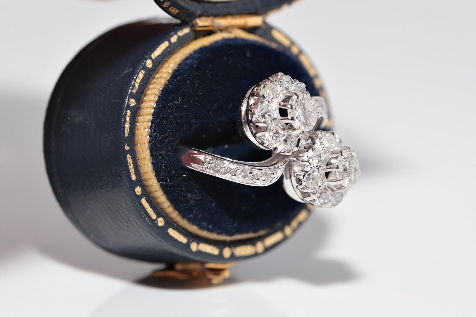 Artigiano Anello decorato con diamanti naturali in oro 14k, CIRCA 1960 in vendita