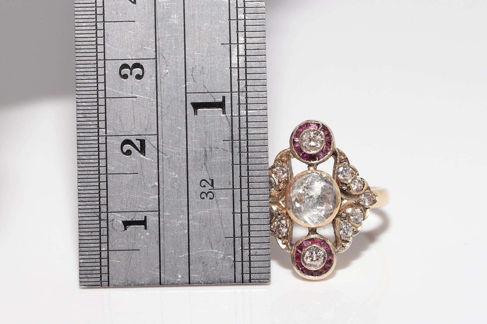 Anello Navette con diamanti naturali e rubini taglio calibro in oro 14k, vintage, anni '60 circa. In condizioni buone in vendita a Fatih/İstanbul, 34