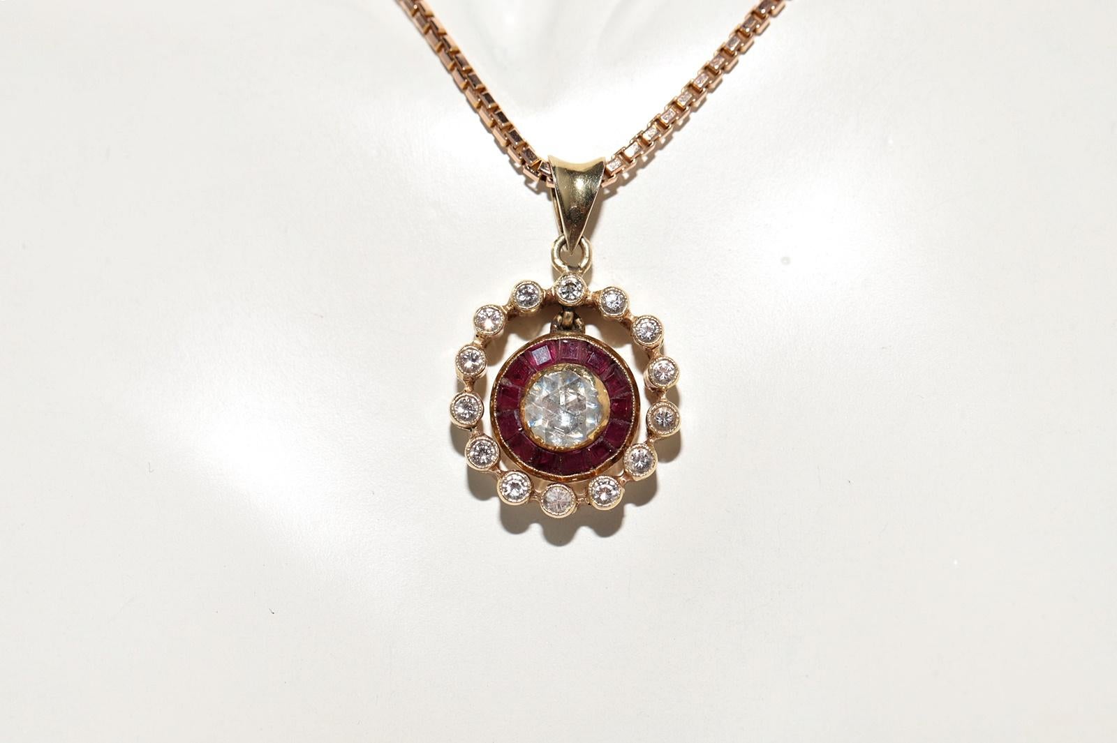 Vintage Circa 1960s 14k Gold Natural Diamond And Caliber Cut Ruby Necklace In Good Condition For Sale In Fatih/İstanbul, 34