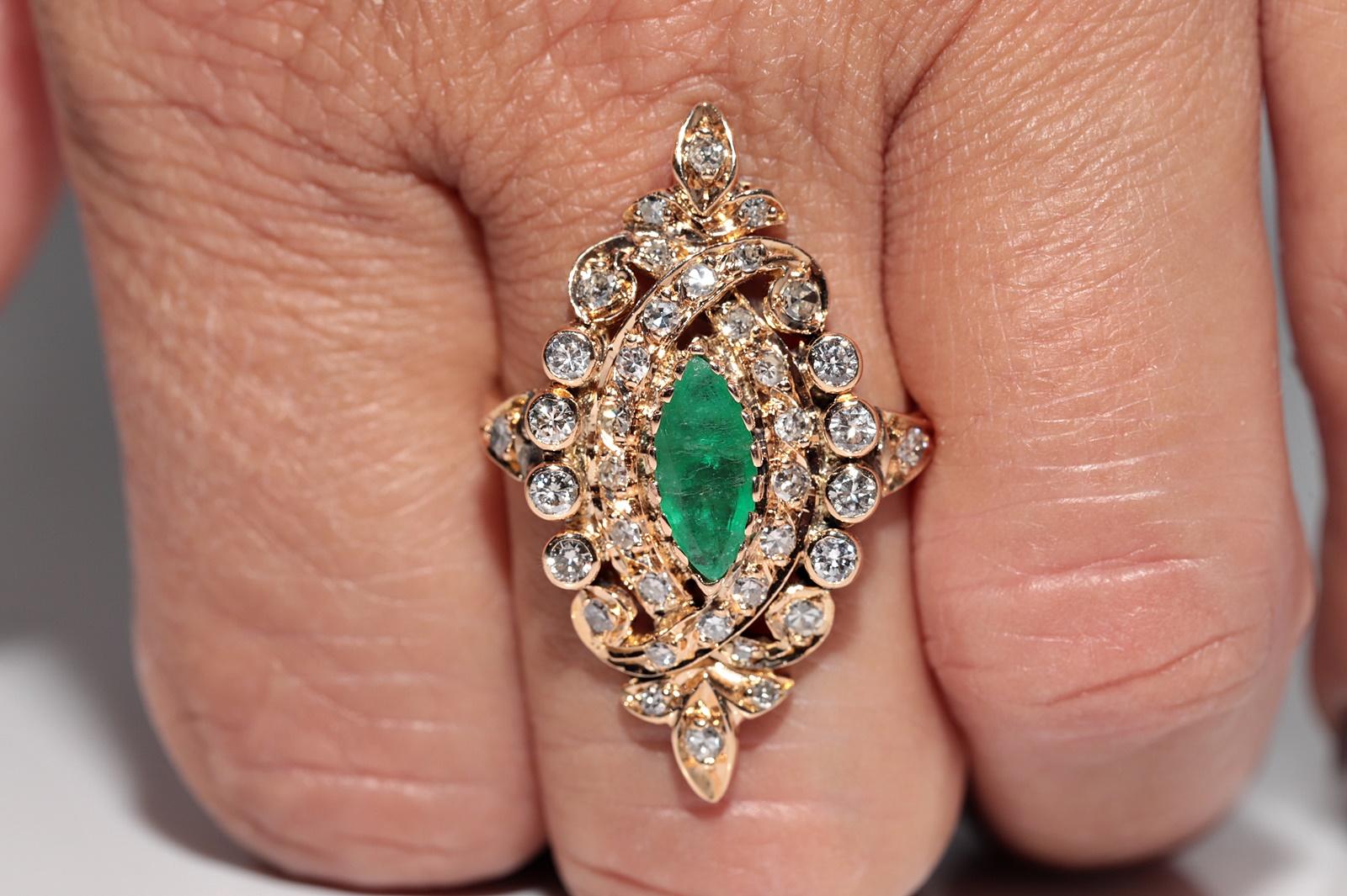 Vintage Circa 1960er Jahre 14k Gold Navette Ring mit natürlichem Diamant und Smaragd im Angebot 11