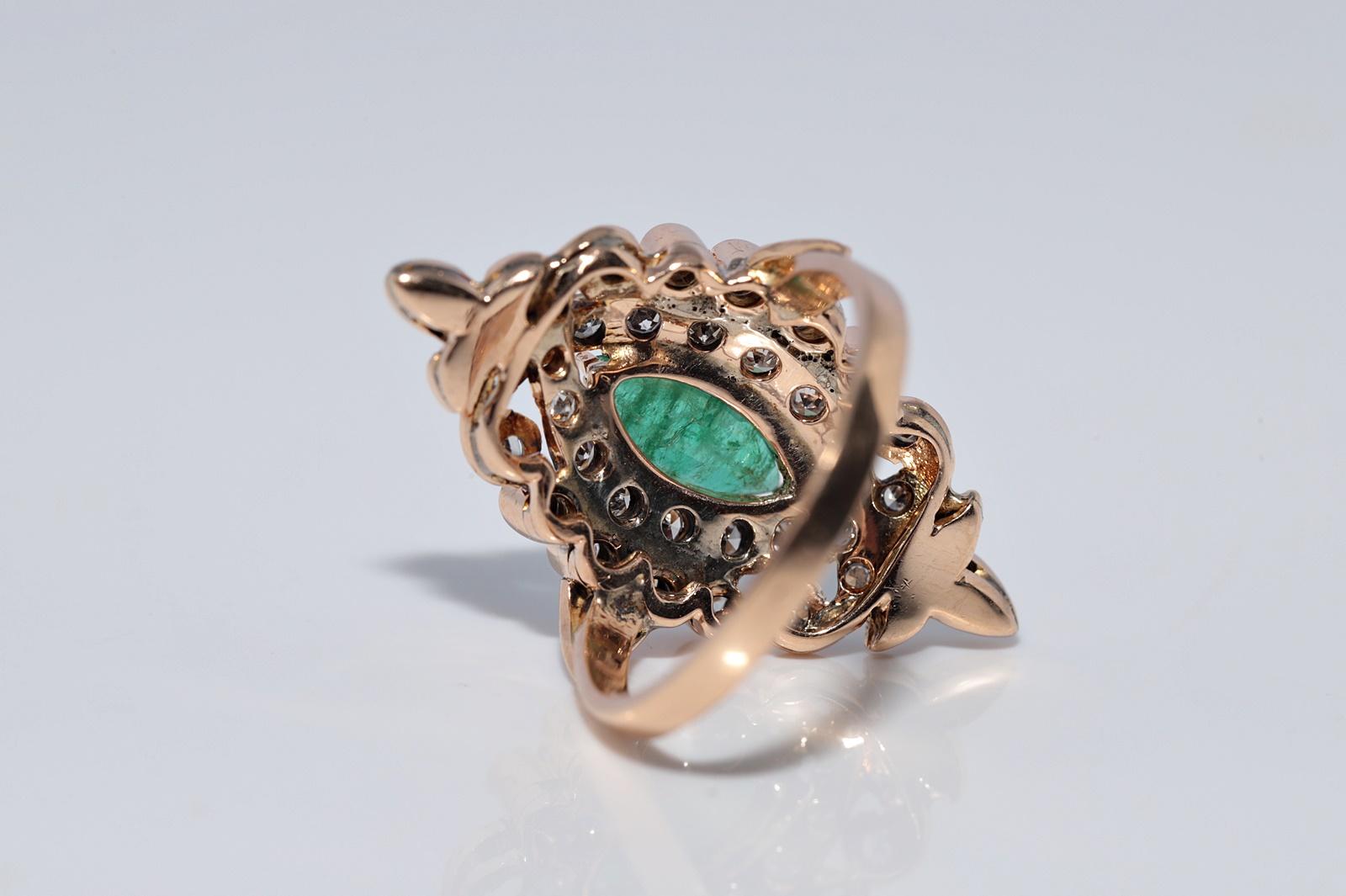 Vintage Circa 1960er Jahre 14k Gold Navette Ring mit natürlichem Diamant und Smaragd im Angebot 1