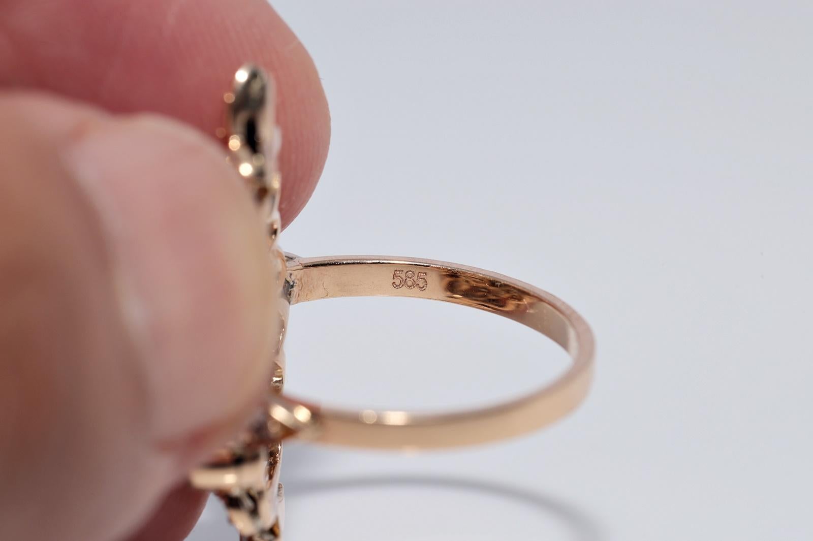 Vintage Circa 1960er Jahre 14k Gold Navette Ring mit natürlichem Diamant und Smaragd im Angebot 3