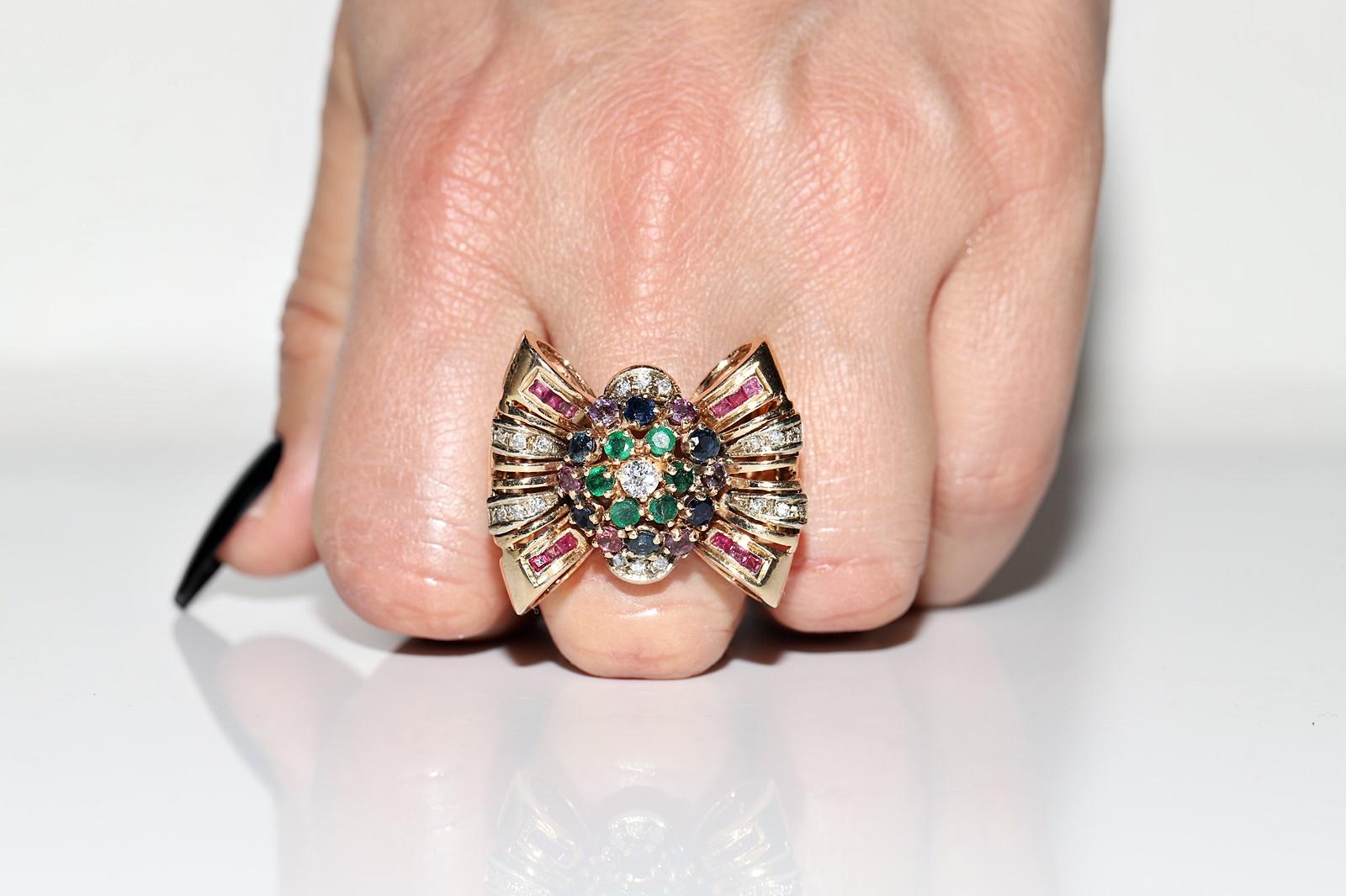 Vintage Circa 1960s 14k Gold Natural Diamond And Emerald Ruby Sapphire Tank Ring For Sale 6