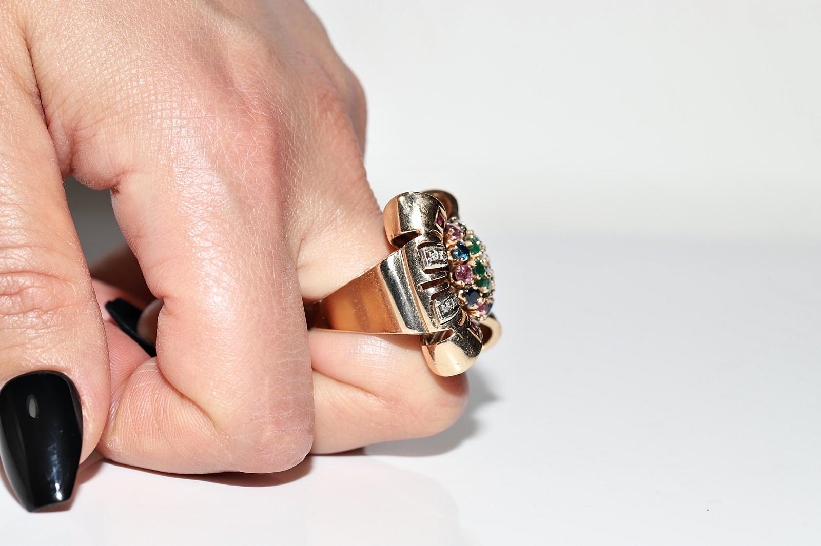 Vintage Circa 1960s 14k Gold Natural Diamond And Emerald Ruby Sapphire Tank Ring For Sale 7