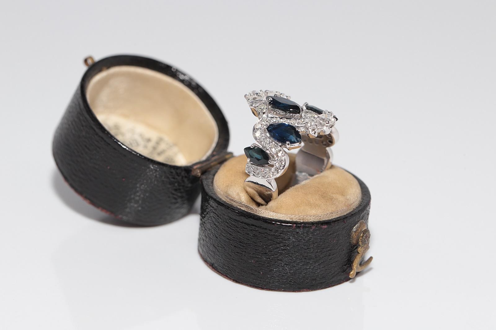 Vintage CIRCA 1960s 14k Gold Natürlicher Diamant und Marquise Dekorierter Ring im Angebot 2