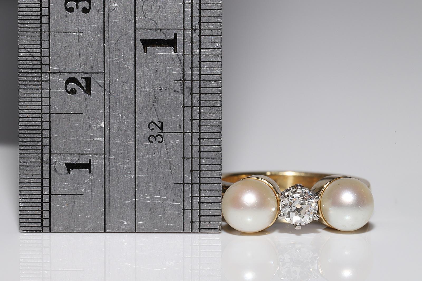 Vintage Circa 1960s 14k Gold Natural Diamond And Pear Three Stone Ring For Sale 5