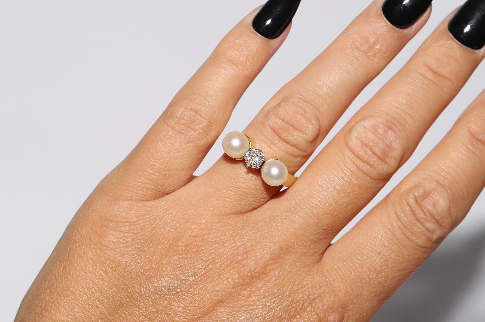 Vintage Circa 1960s 14k Gold Natural Diamond And Pear Three Stone Ring For Sale 10