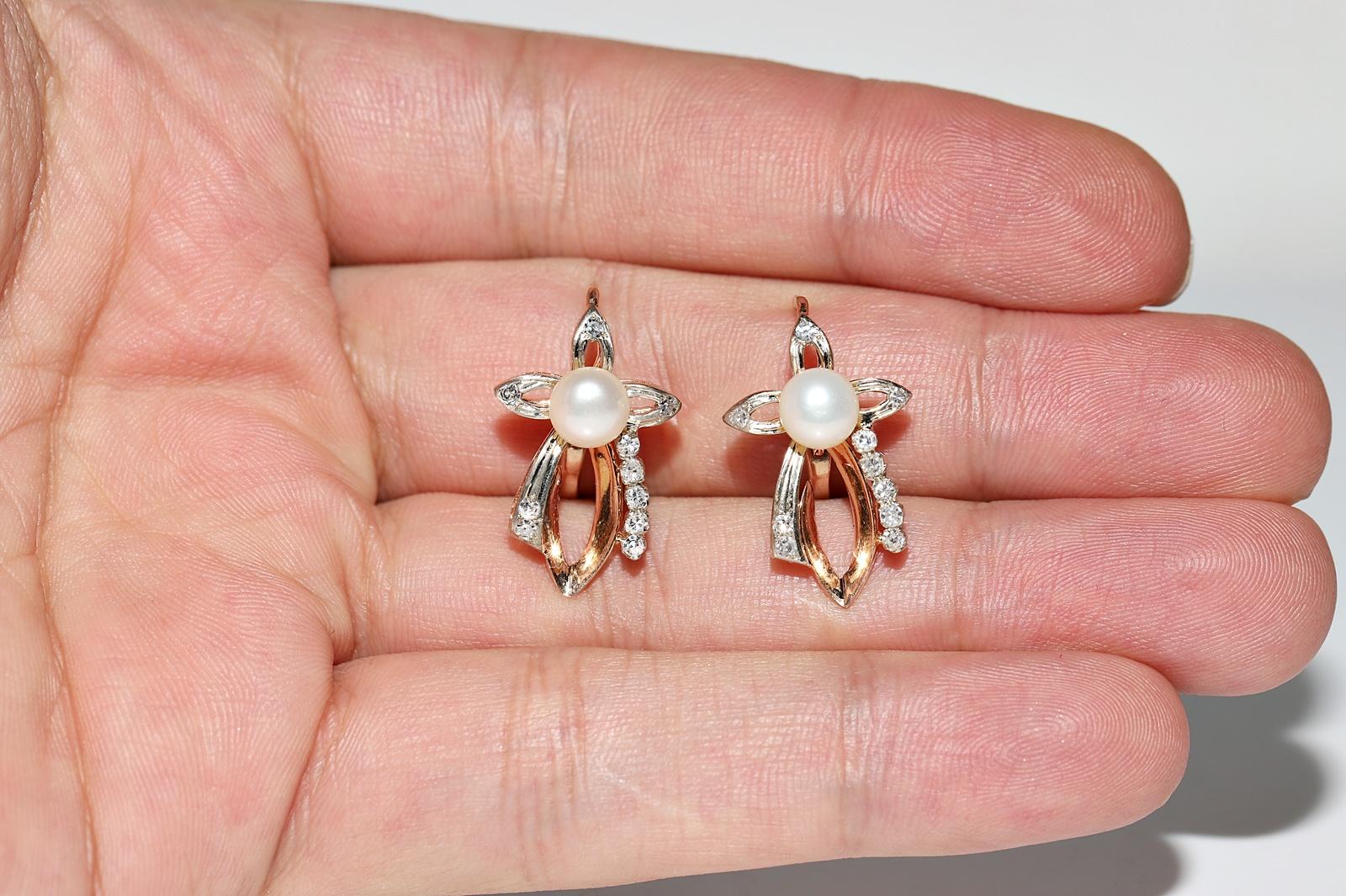 Vintage Circa 1960s 14k Gold  Natural Diamond And Pearl Earring For Sale 6