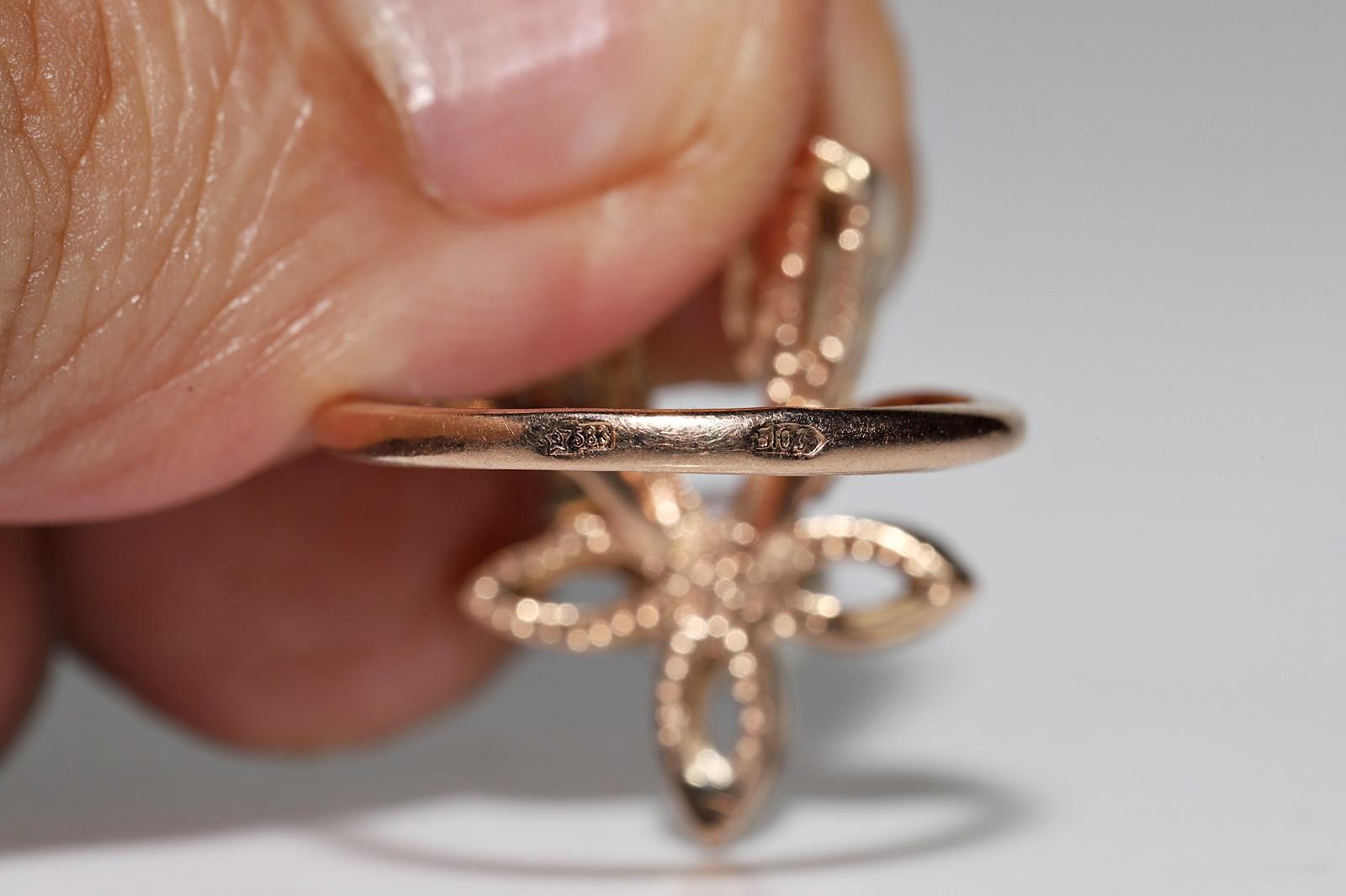 Vintage Circa 1960s  14k Gold Natural Diamond And Pearl  Ring For Sale 5