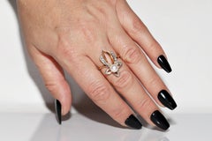 Vintage Circa 1960s  14k Gold Natural Diamond And Pearl  Ring