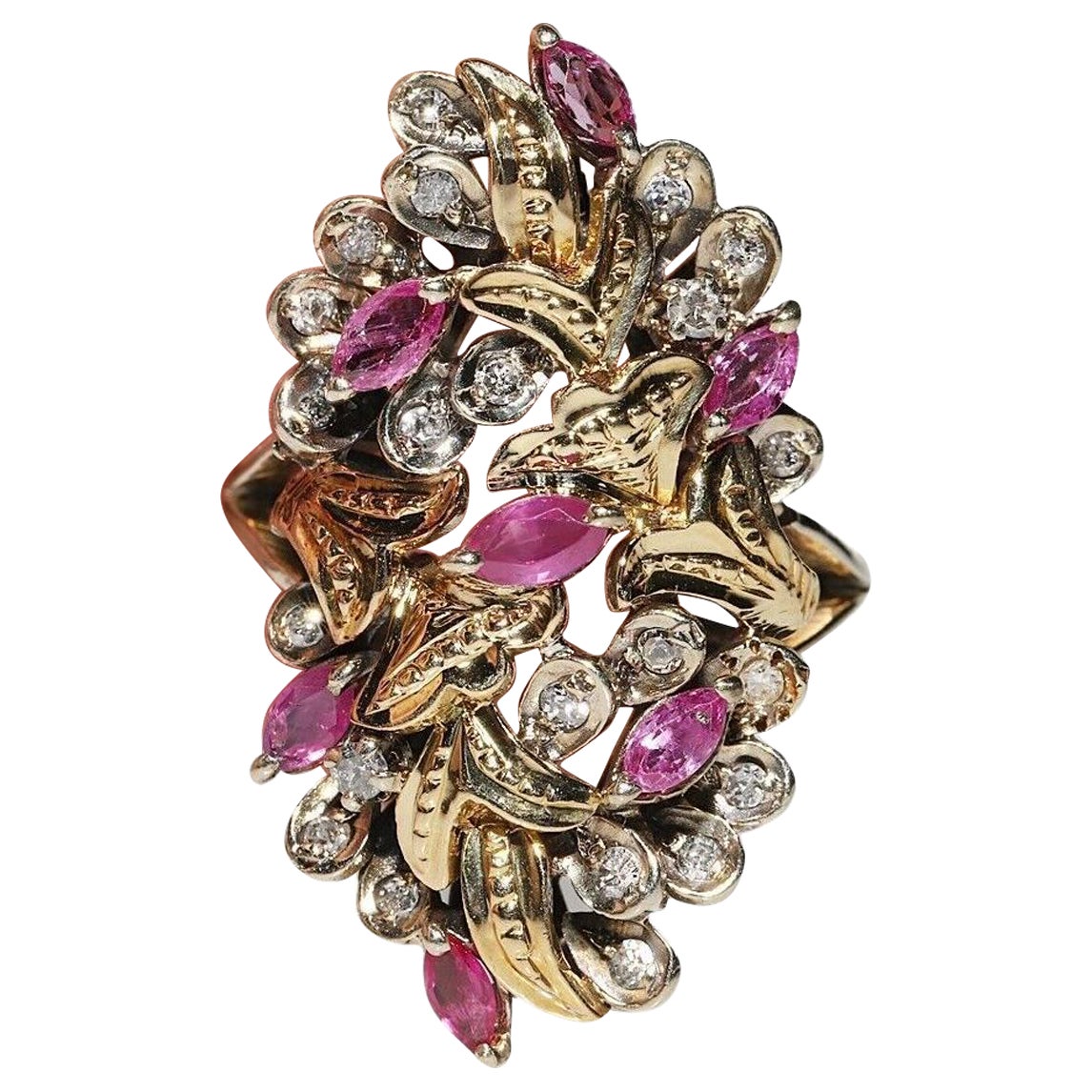 Anello decorato con diamanti naturali e rubini in oro 14k, CIRCA 1960