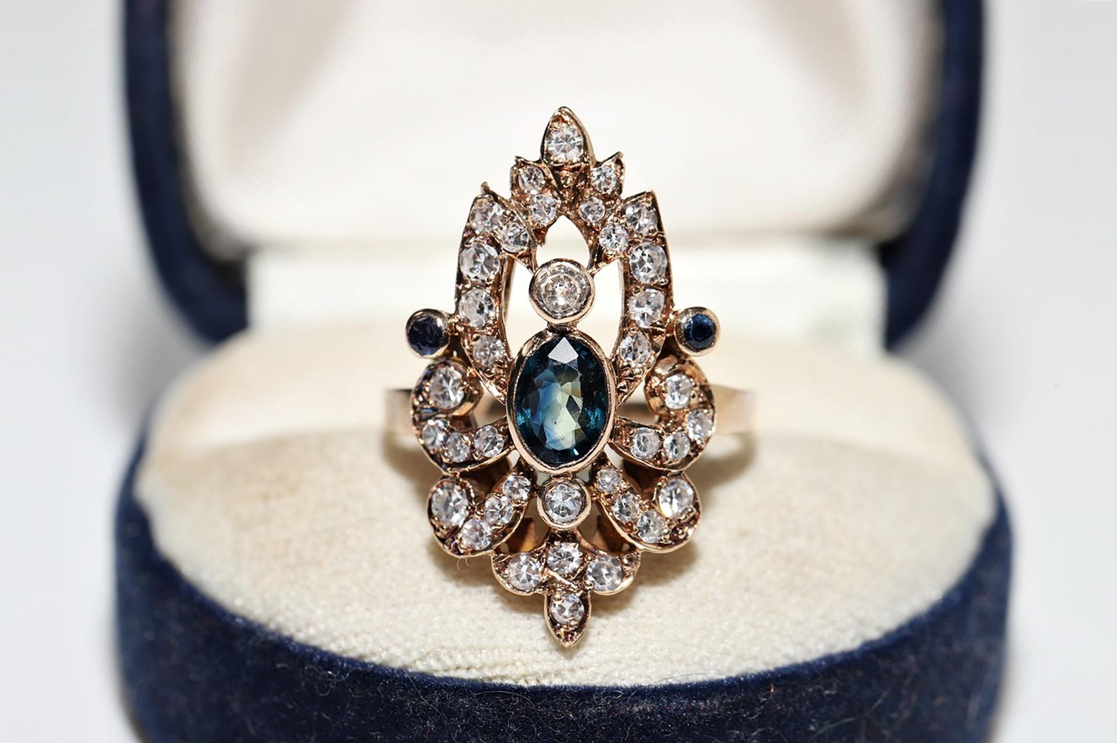 Vintage Circa 1960s 14k Gold Natural Diamond And Sapphire Decorated Navette Ring In Good Condition For Sale In Fatih/İstanbul, 34
