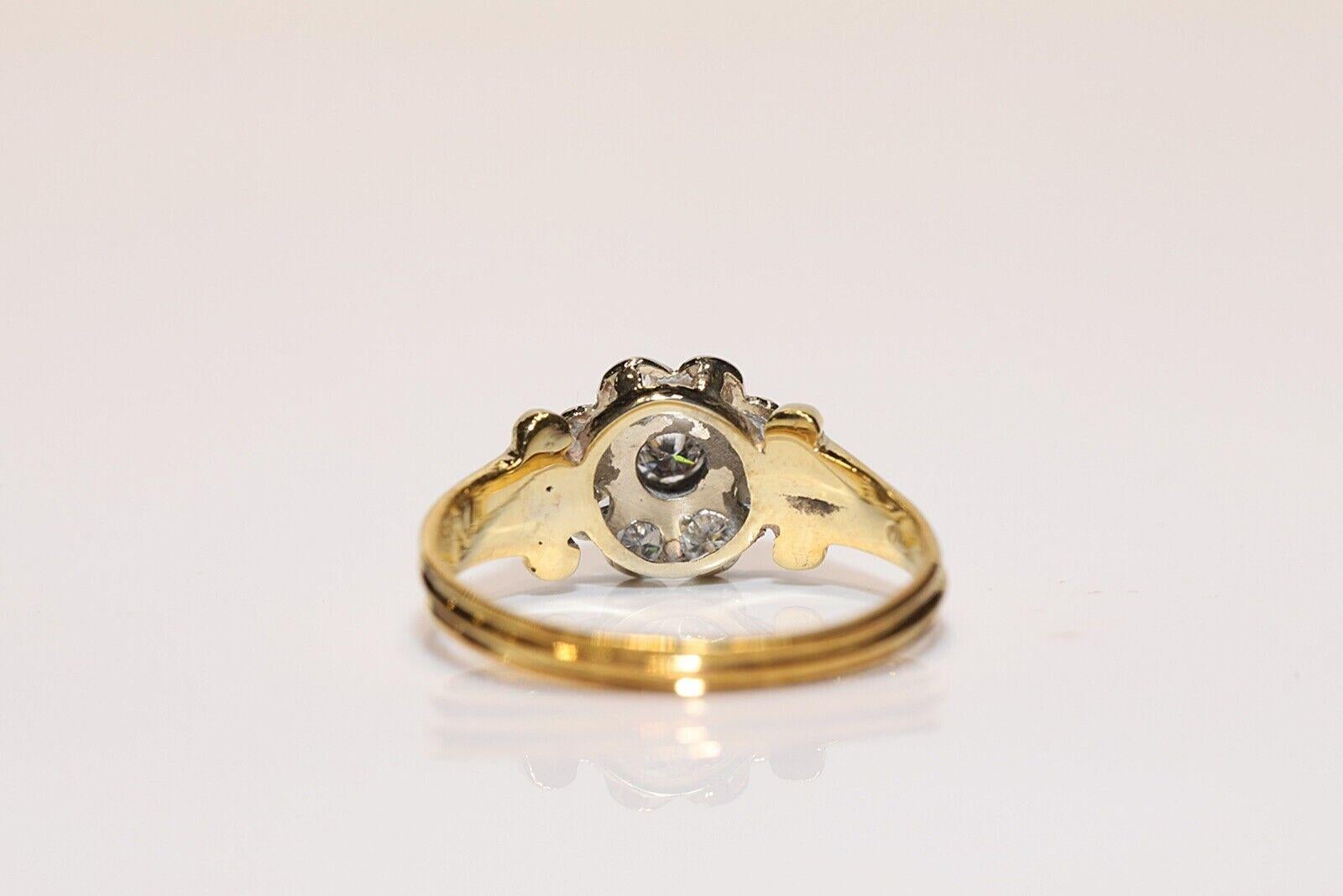 Vintage Circa 1960er Jahre 14k Gold Natürlicher Diamant Dekorierter Cocktail-Ring  (Brillantschliff) im Angebot