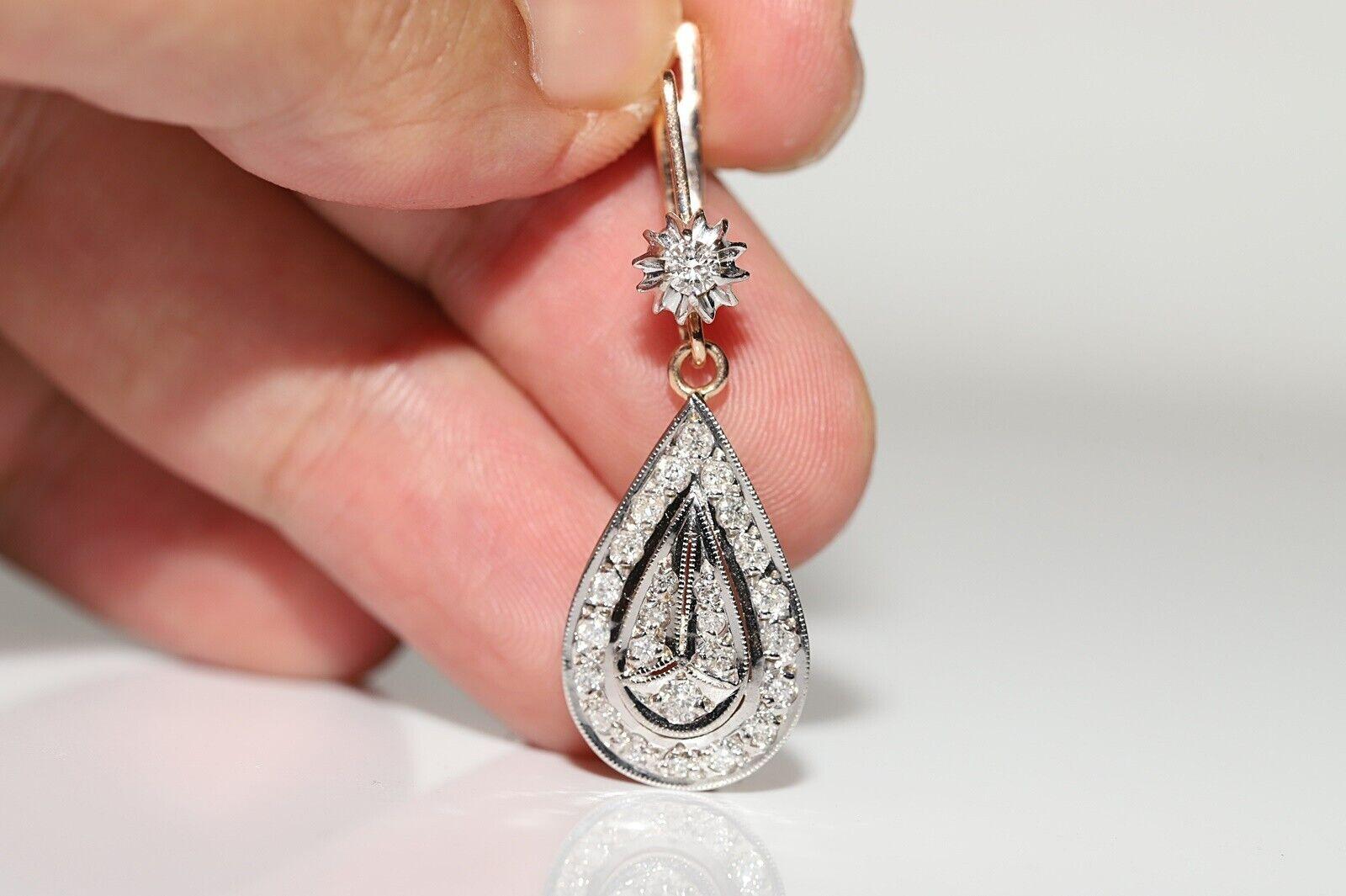 In sehr gutem Zustand.
Das Gesamtgewicht beträgt 10,6 Gramm.
Insgesamt ist Diamant 1,50 Karat.
Der Diamant hat  G-H Farbe und vvs-vs-s1.
Bitte kontaktieren Sie uns bei Fragen.
