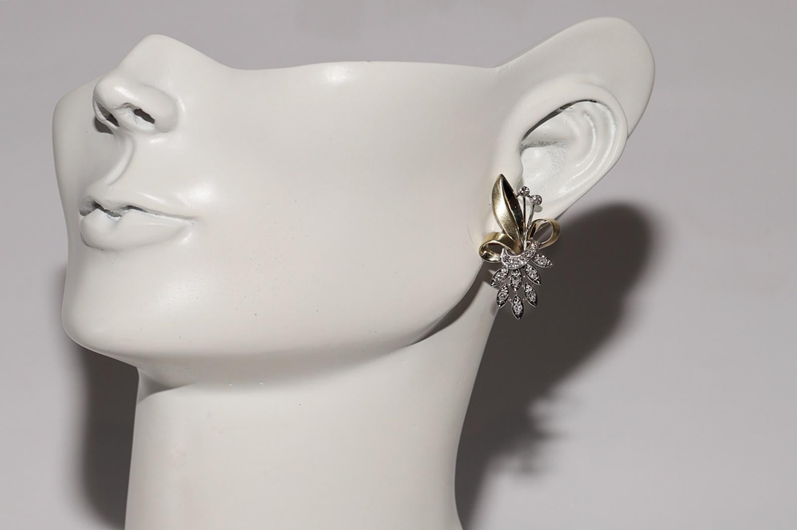 Pendiente Vintage Circa 1960s Oro 14k Diamante Natural Decorado Estilo Flores en venta 6