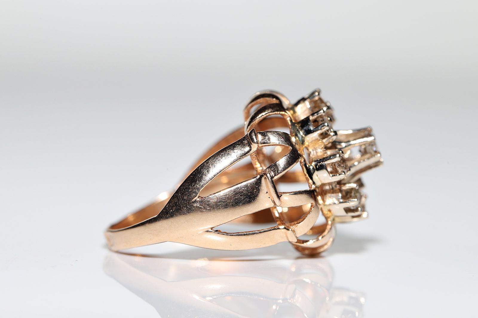 Anello decorato con diamanti naturali in oro 14k, CIRCA 1960 in vendita 3