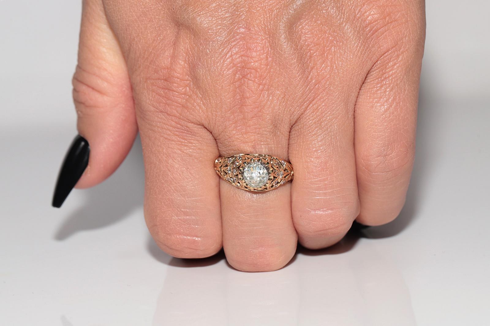 Vintage CIRCA 1960er Jahre 14k Gold natürlichen Diamanten verziert Solitär-Stil Ring im Angebot 9