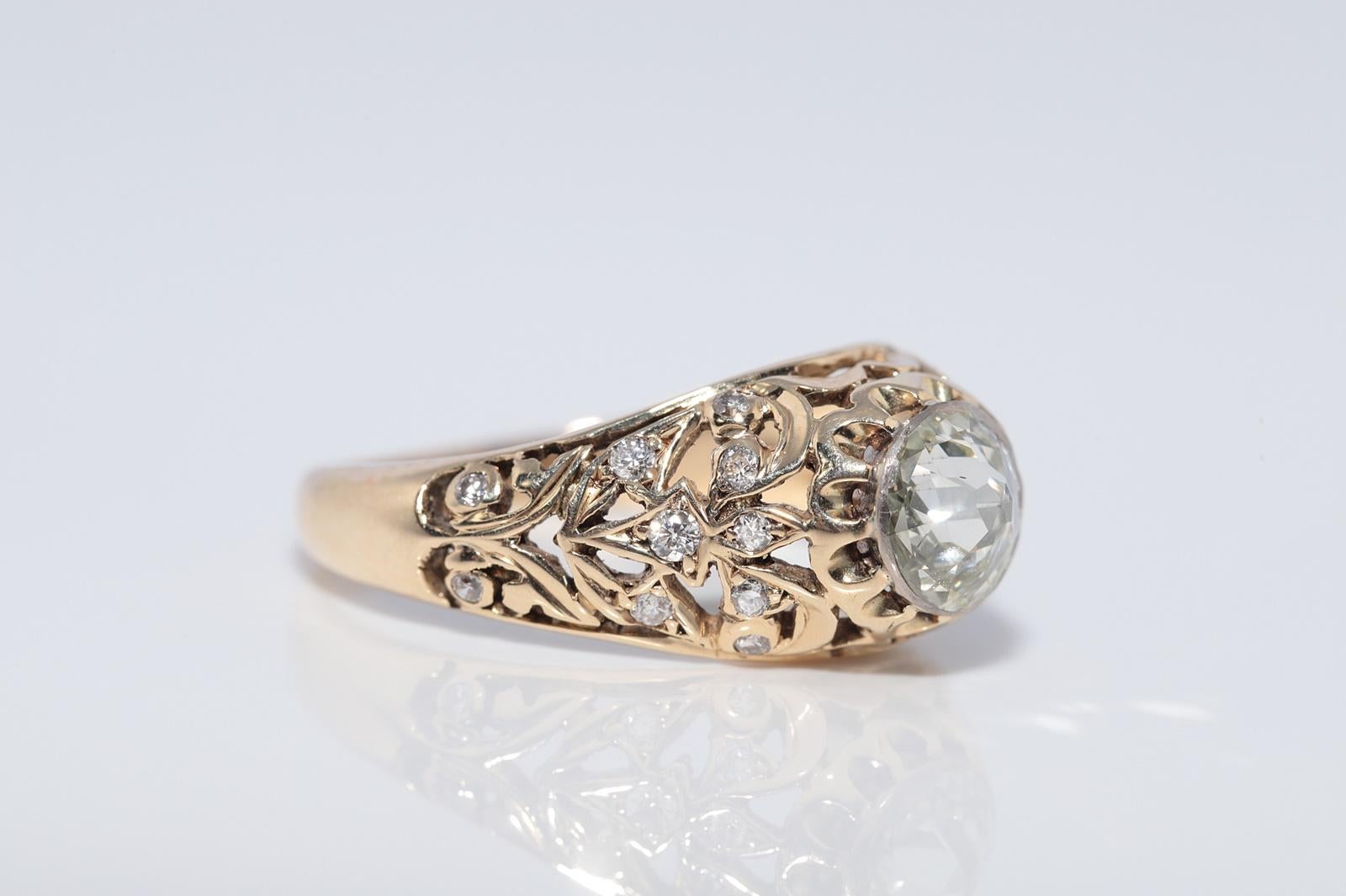 Vintage CIRCA 1960er Jahre 14k Gold natürlichen Diamanten verziert Solitär-Stil Ring im Zustand „Gut“ im Angebot in Fatih/İstanbul, 34