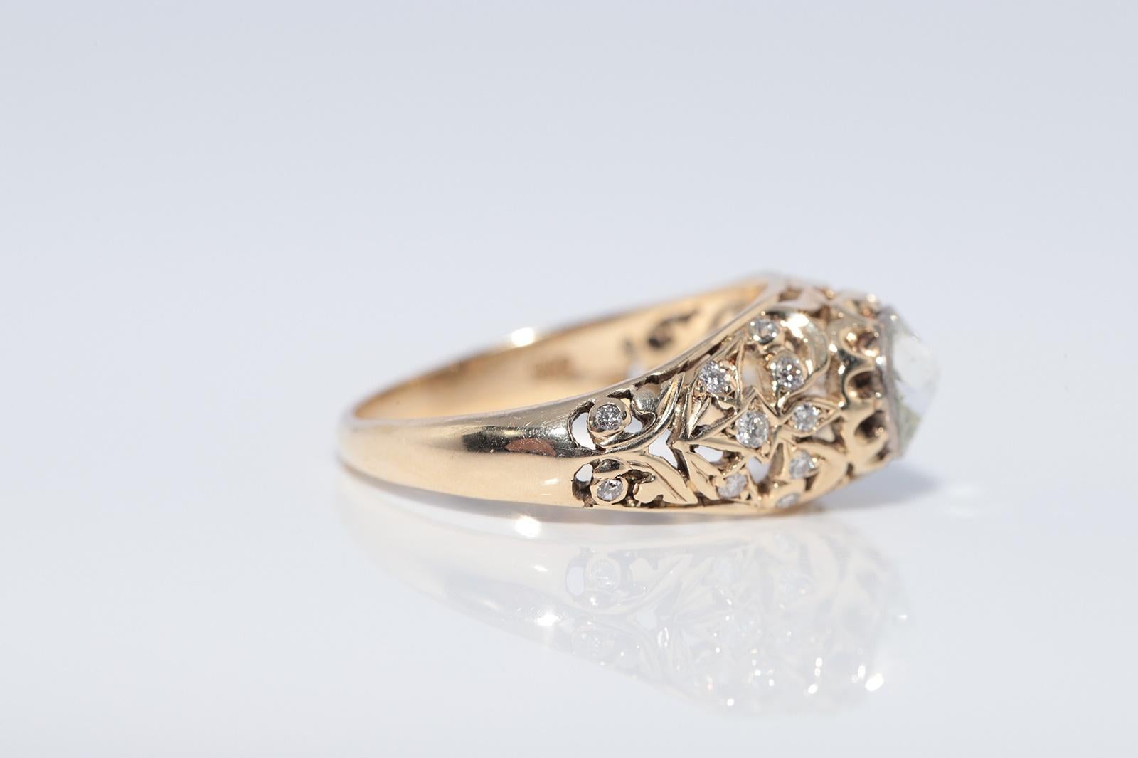 Vintage CIRCA 1960er Jahre 14k Gold natürlichen Diamanten verziert Solitär-Stil Ring Damen im Angebot