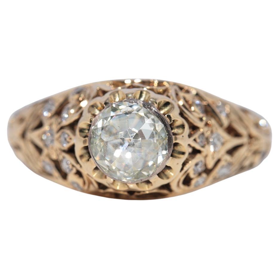 Anello stile solitario decorato con diamanti naturali in oro 14k, vintage, anni
60 circa.