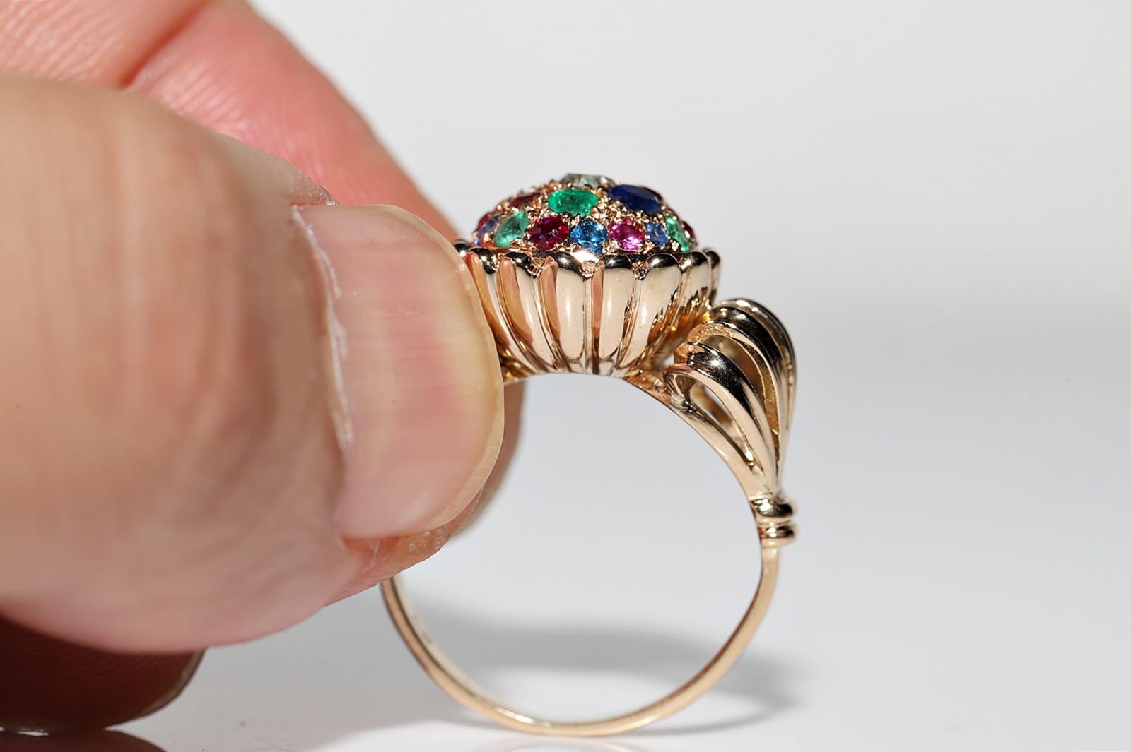 Bague vintage des années 1960 en or 14 carats, diamant naturel, rubis et saphir émeraude  Pour femmes en vente