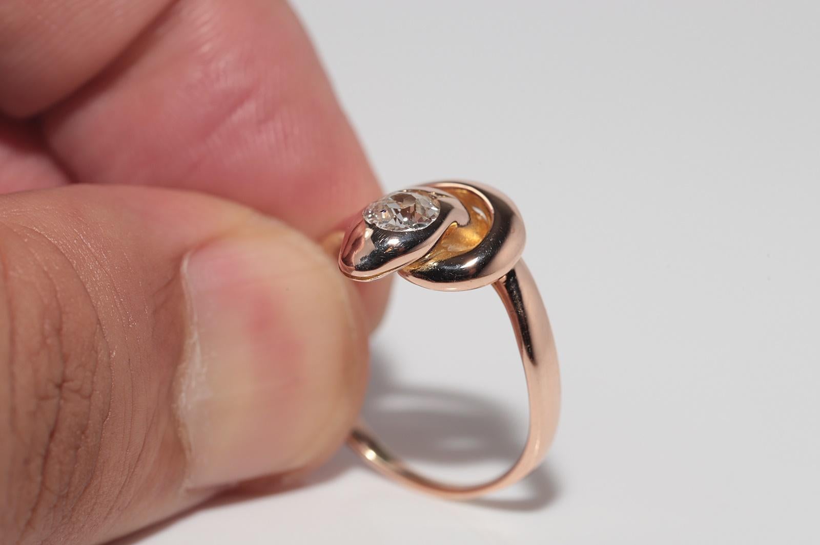 Vintage Circa 1960s 14k Gold Natural Old Cut Diamond Solitaire Snake Ring en venta 2