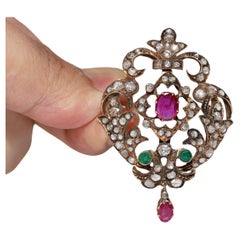 Vintage Circa 1960s 14k Gold Natural Rose Cut Diamond And Ruby Emerald Brooch