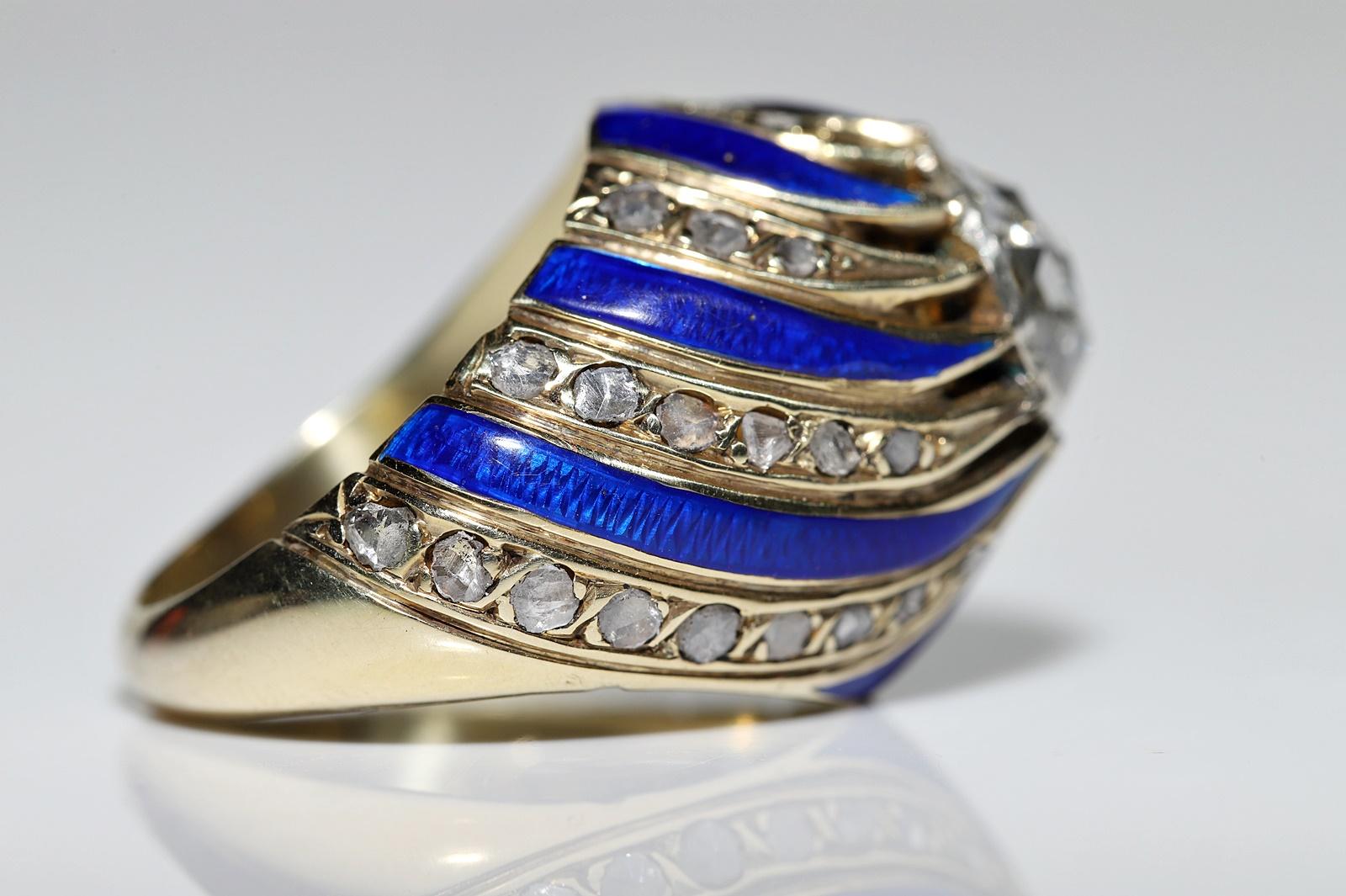 Vintage Circa 1960s 14k Gold Natural Rose Cut Diamond Decorated Enamel Ring For Sale 6