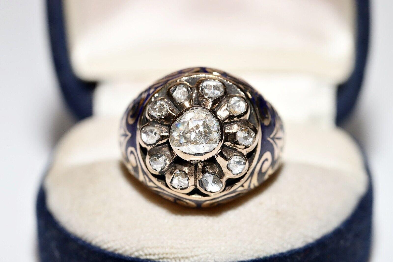 In sehr gutem Zustand.
Das Gesamtgewicht beträgt 13.7 Gramm.
 Insgesamt ist Diamant 1,20 Karat.
Der Diamant hat die Farbe H-I-J und die Farbe s1-s2-s3-Pique.
Ringgröße ist US 8
Die Box ist nicht enthalten.
Bitte kontaktieren Sie uns bei Fragen.