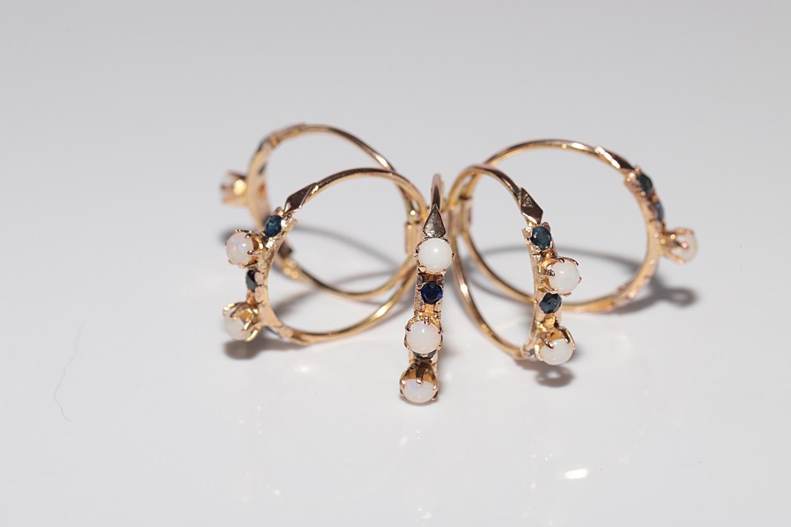 Vintage Circa 1960er Jahre 14k Gold Natürlicher Saphir und Opal Dekorierter Ring im Angebot 3