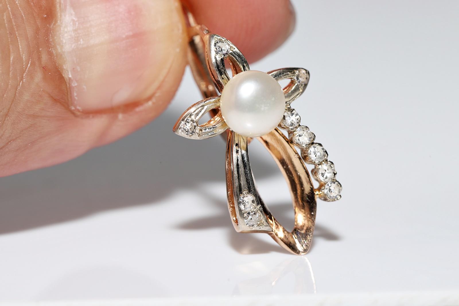 Vintage Circa 1960s 14k Gold  Natural Diamond And Pearl Earring For Sale 5