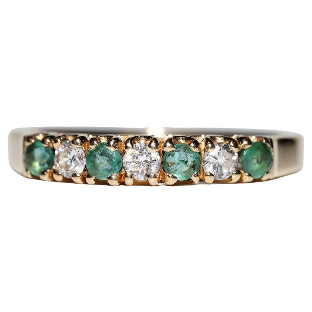 Vintage Circa 1960s 18k Gold Natural Diamond And Emerald Ring