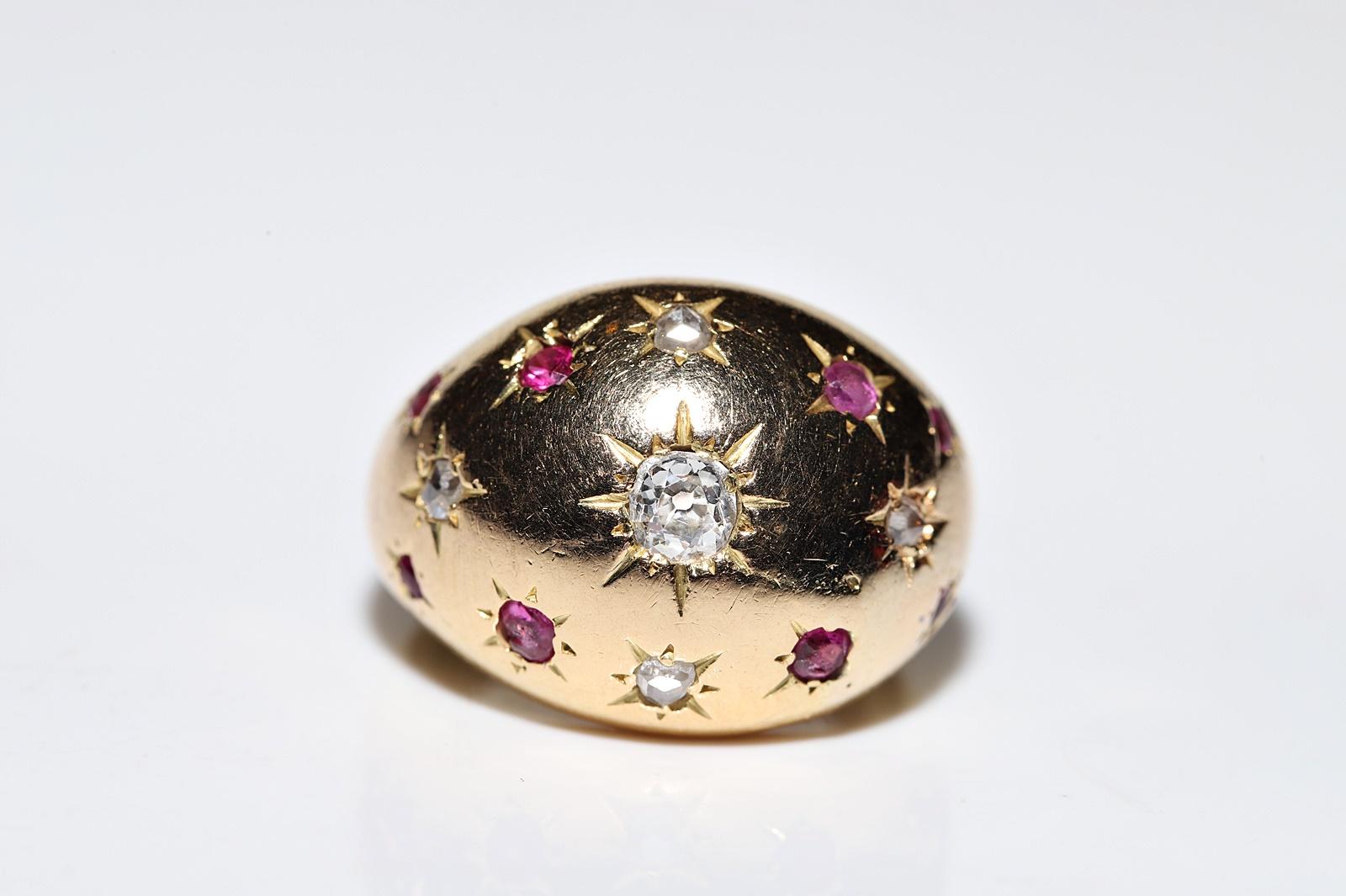 Vintage Circa 1960s 18k Gold Natural Diamond And Ruby Decorated Strong Ring For Sale 3