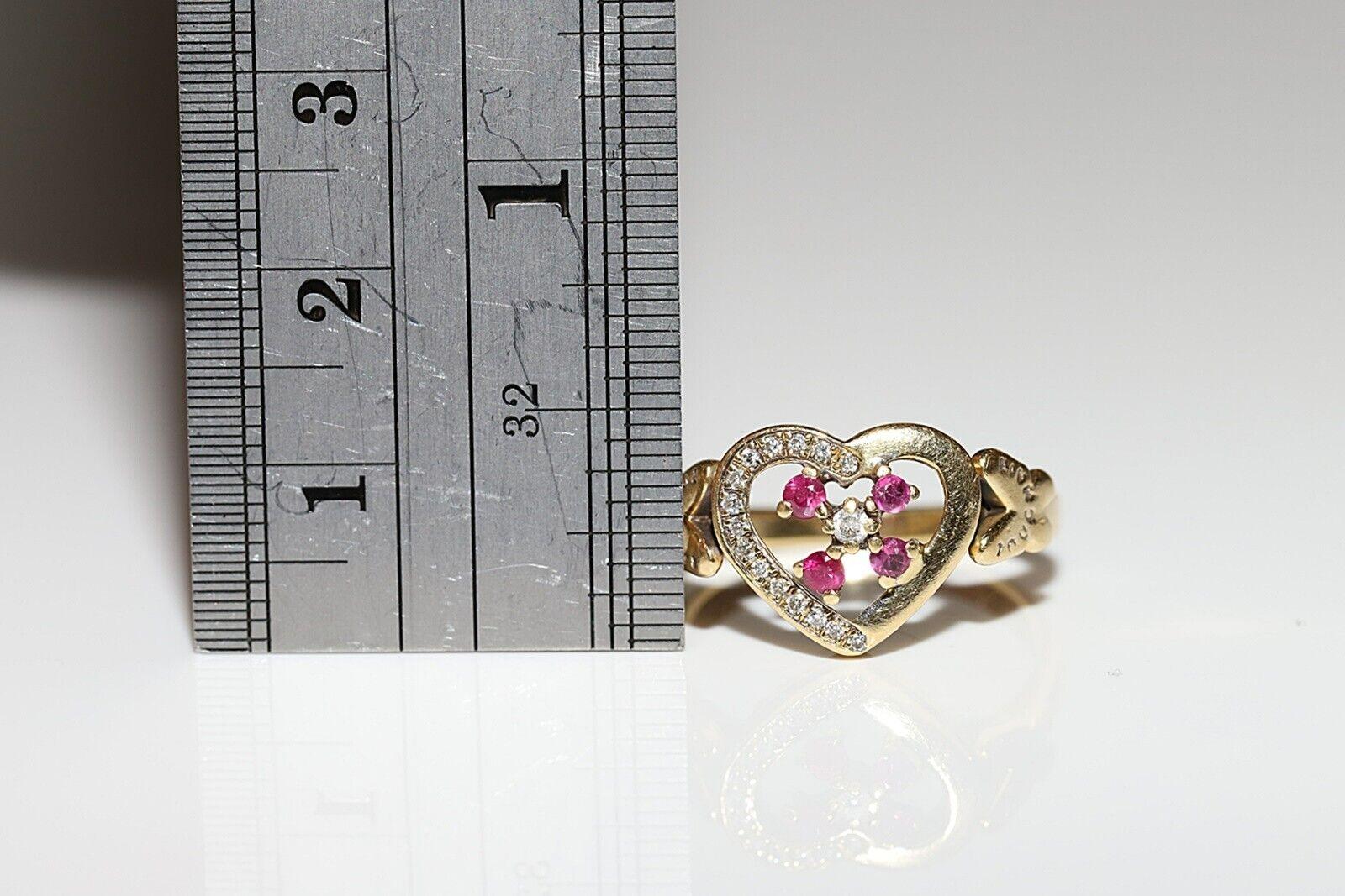 Women's Vintage Circa 1960s 18k Gold Natural Diamond And Ruby Heart Ring For Sale
