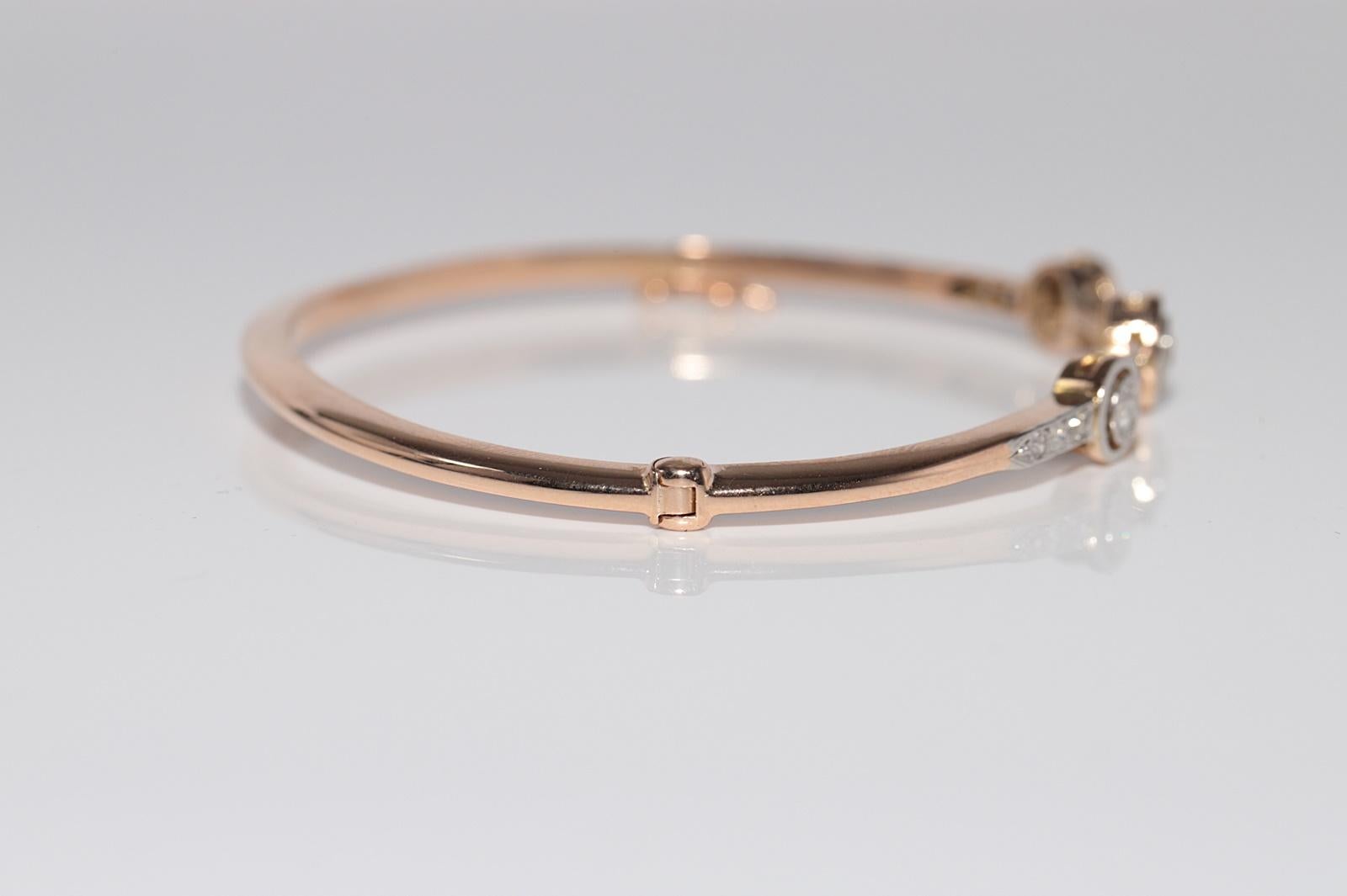 Vintage CIRCA 1960er Jahre 18k Gold natürlichen Diamanten verziert Armreif Armband im Angebot 5