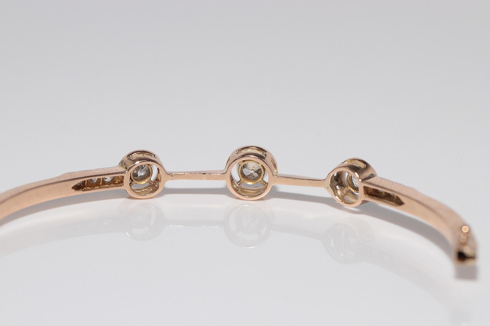 Vintage CIRCA 1960er Jahre 18k Gold natürlichen Diamanten verziert Armreif Armband im Angebot 11