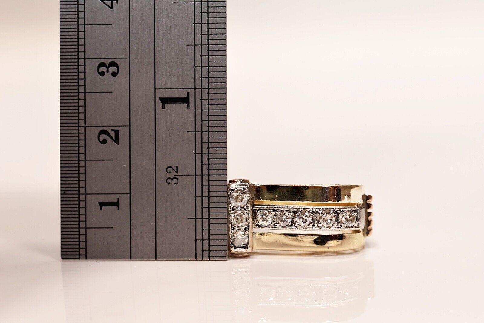 Vintage Circa 1960s 18k Gold Natural Diamond Decorated Ring In Good Condition For Sale In Fatih/İstanbul, 34