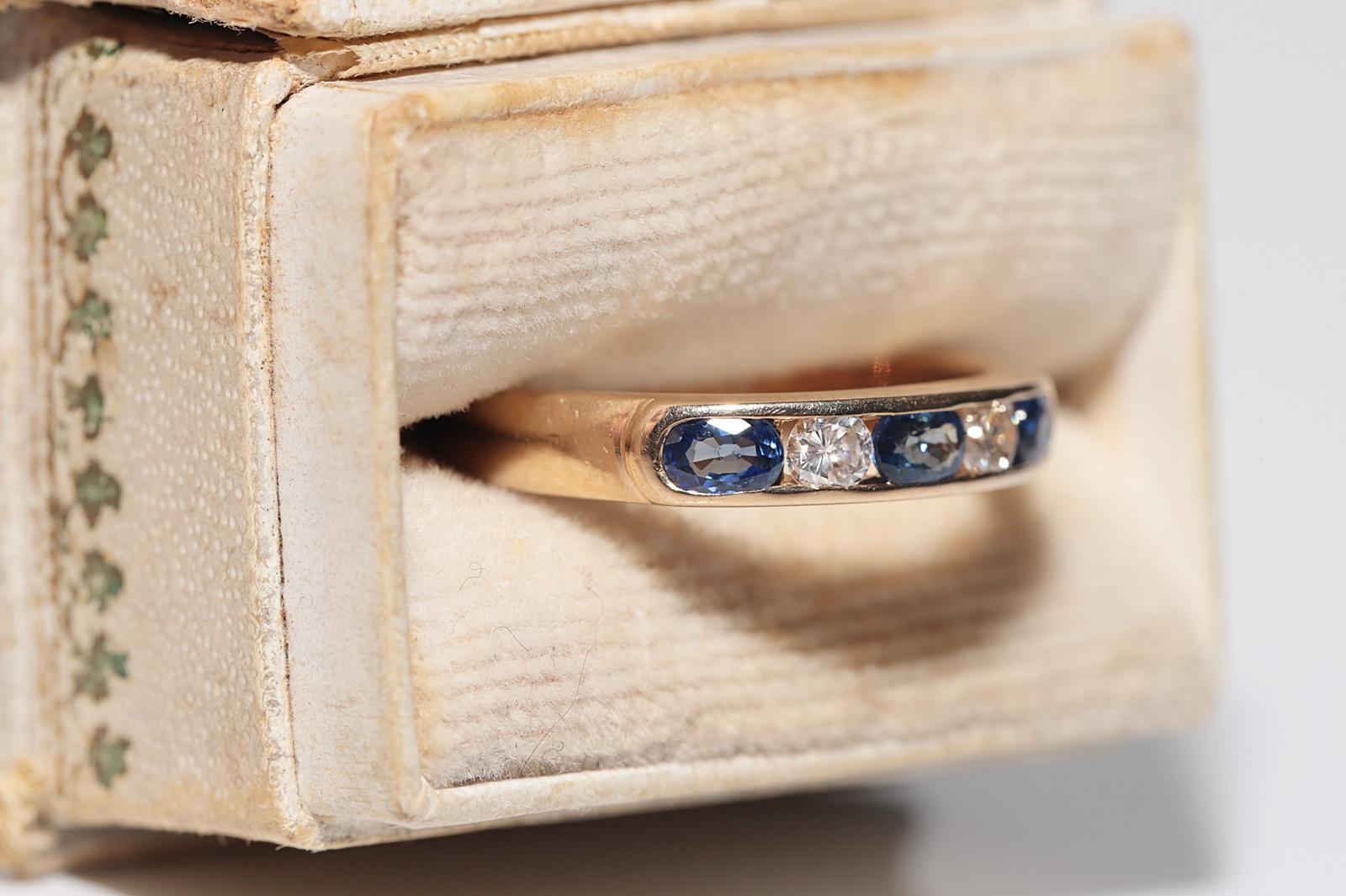 In very good condition.
Total weight is 3.2 grams.
Totally is diamond 0.18 ct.
The diamond is has G-H color and vvs clarity.
Totally is sapphire 0.40 ct.
Ring size is US 5.5
We can make any size.
Box is not included.
Please contact for any questions.