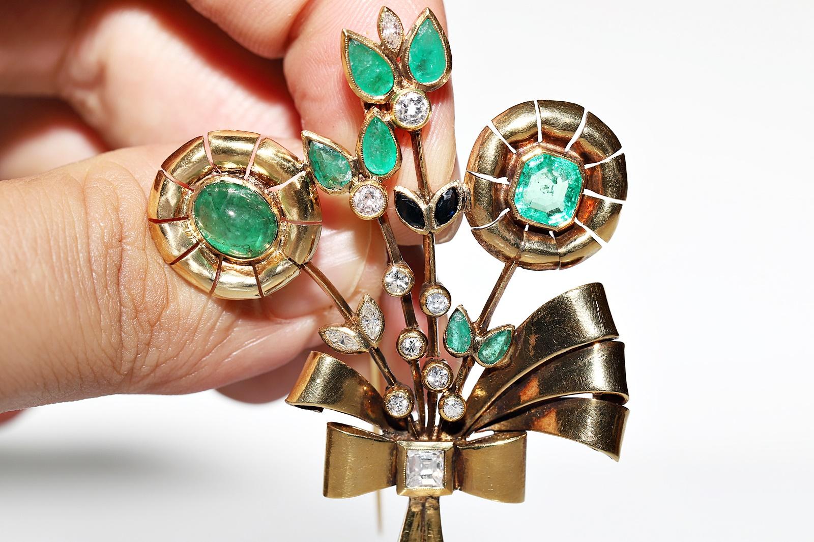 Vintage Circa 1960s 18k Gold Natural Diamond Emerald And Sapphire Brooch For Sale 5