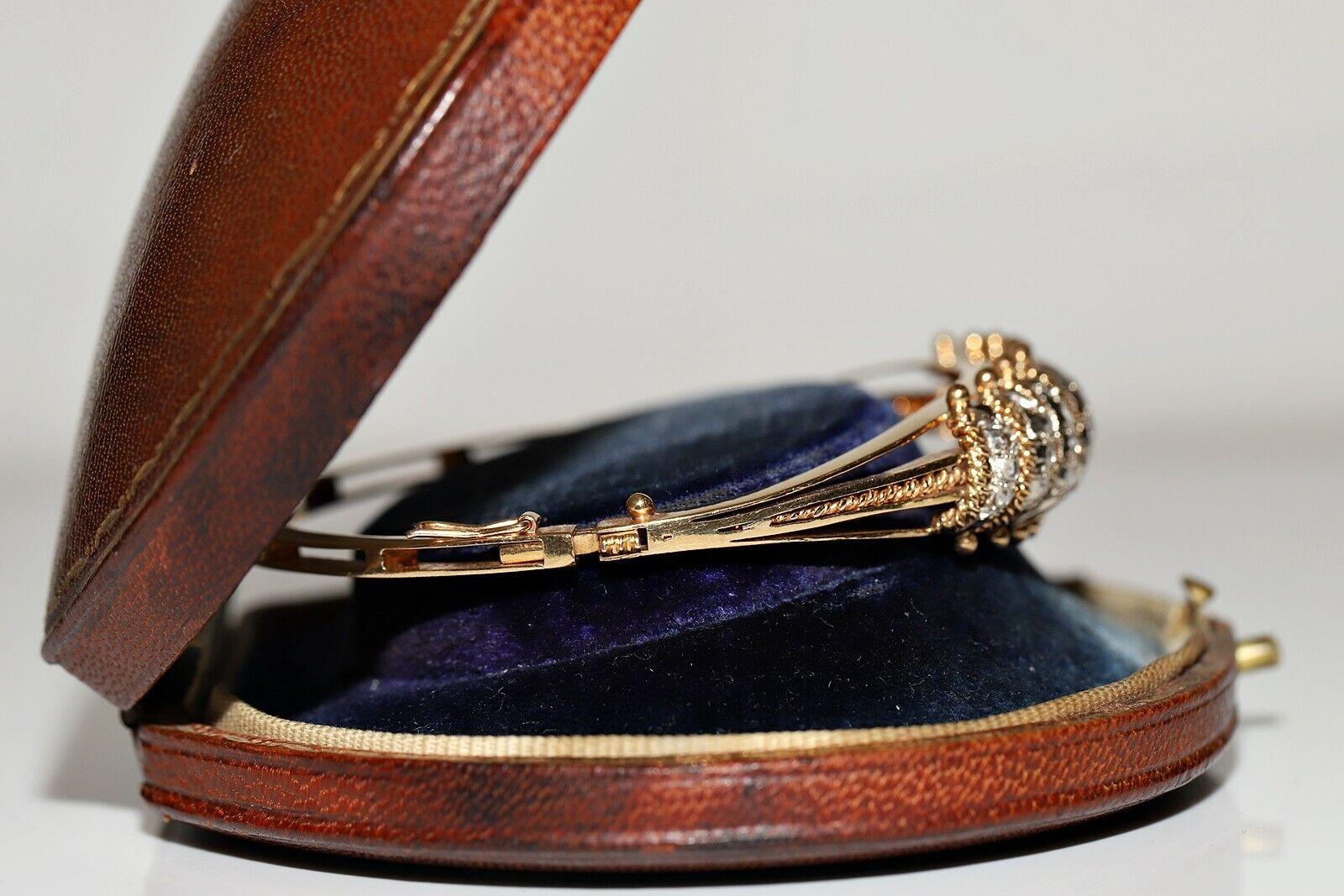 Vintage Circa 1960s 18k Gold Natural Rose Cut Diamond Decorated Bracelet For Sale 13