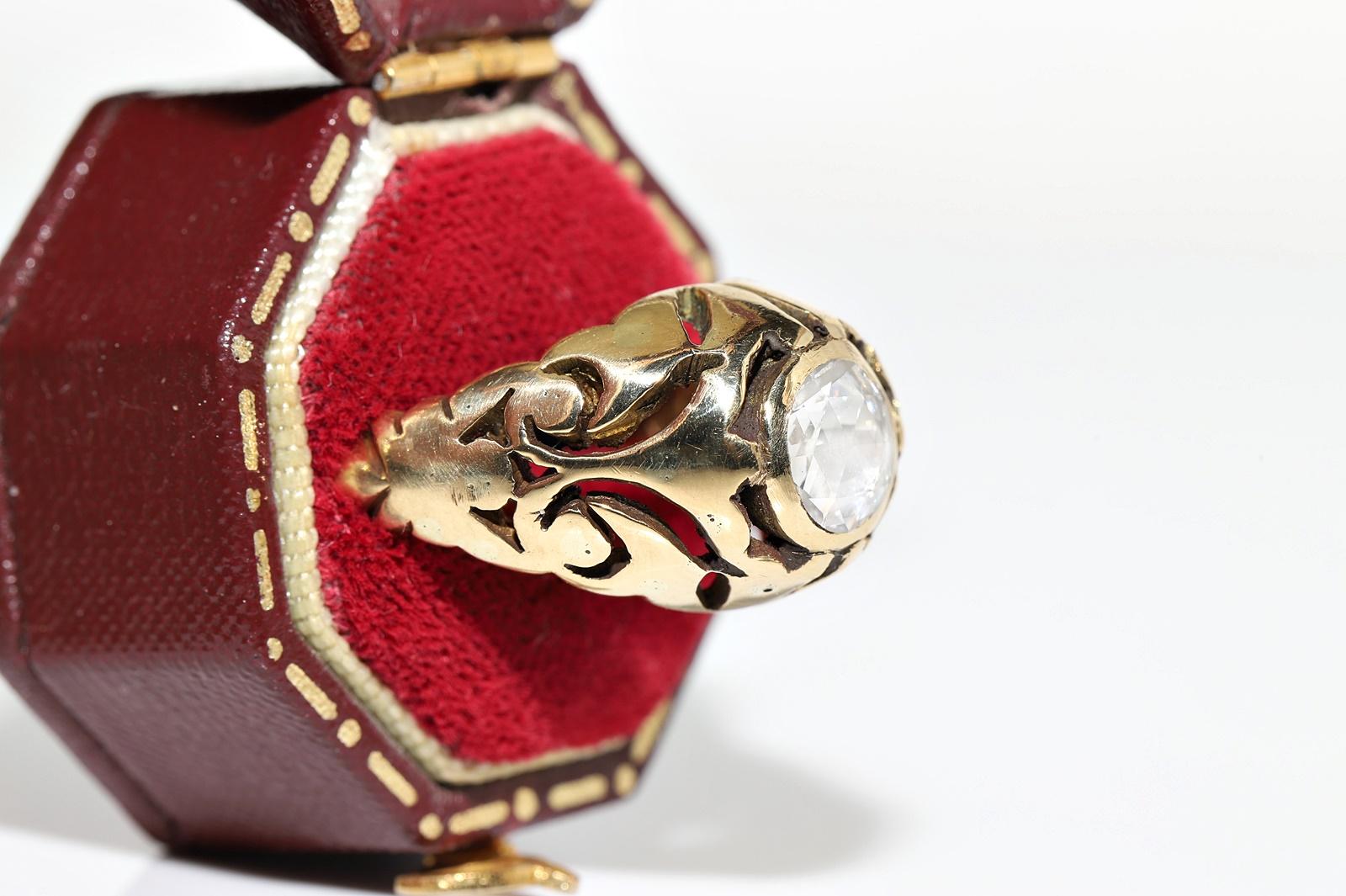 Vintage Circa 1960er Jahre 18k Gold Natürlicher Rosenschliff Diamant Dekorierter Solitär Ring (Retro) im Angebot
