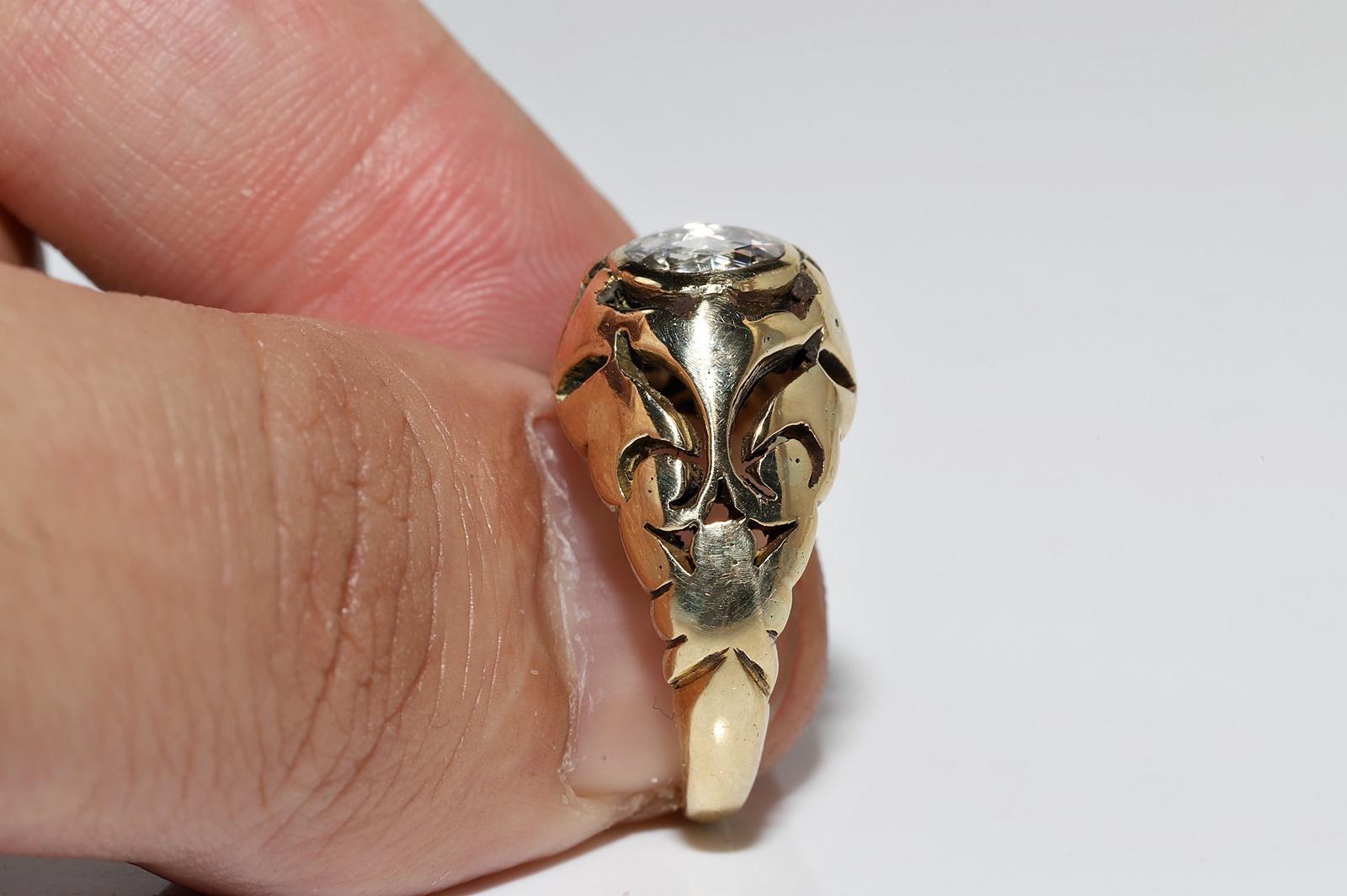 Vintage Circa 1960er Jahre 18k Gold Natürlicher Rosenschliff Diamant Dekorierter Solitär Ring im Angebot 3