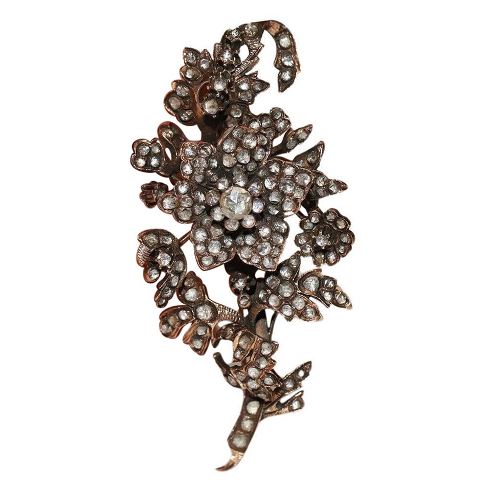 Vintage CIRCA 1960s 8k Gold natürlichen Rosenschliff Diamant dekoriert Blumen Brosche