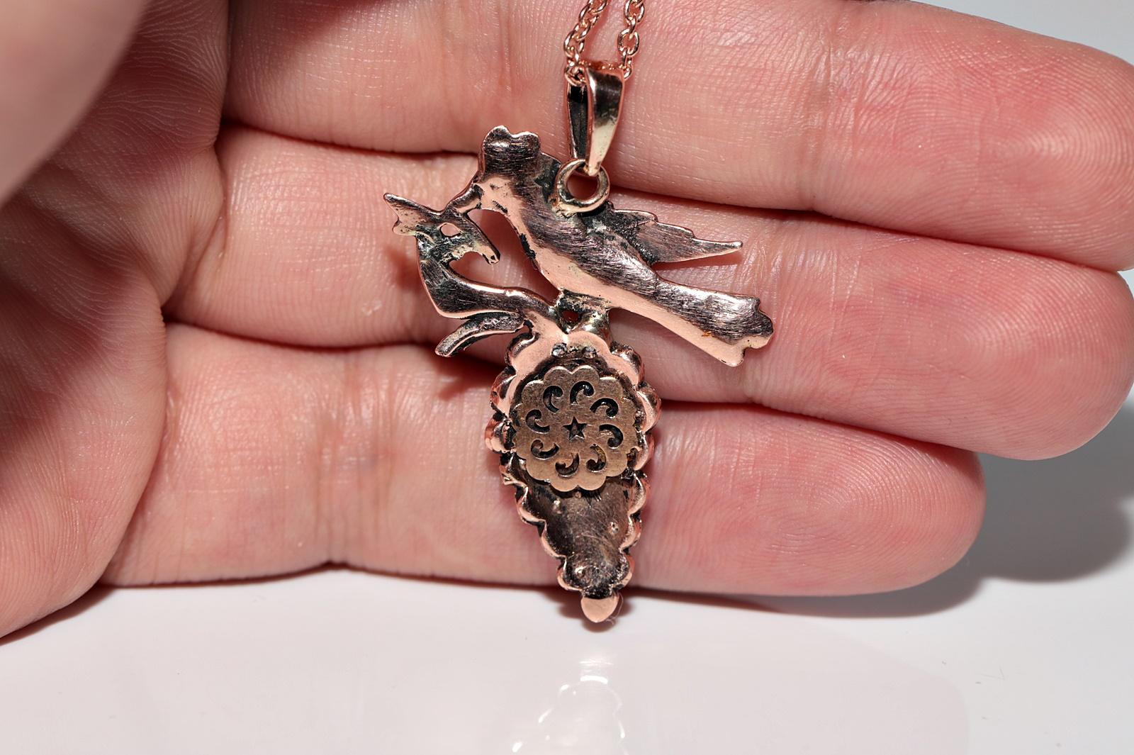 Halskette mit Emaille-Anhänger, Vintage, ca. 1960er Jahre, 8 Karat Gold, natürlicher Diamant im Rosenschliff im Angebot 4