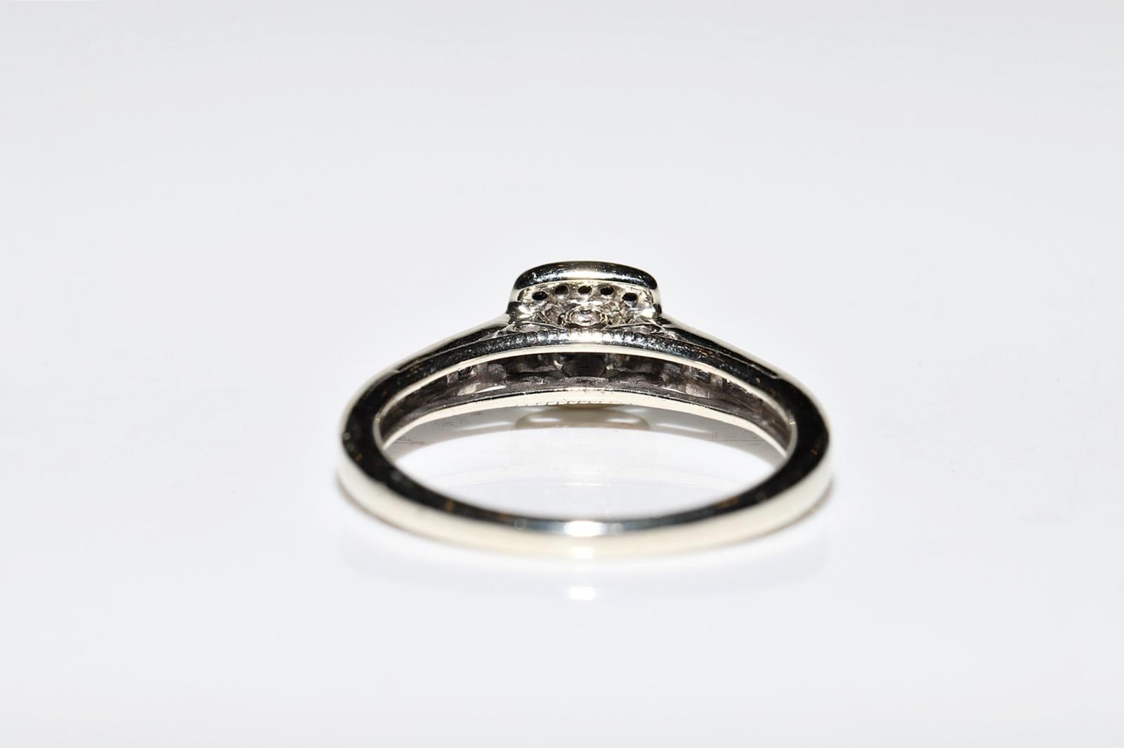 Vintage CIRCA 1960s 9k Gold Natürliche Diamant dekoriert Hübscher Ring im Angebot 3